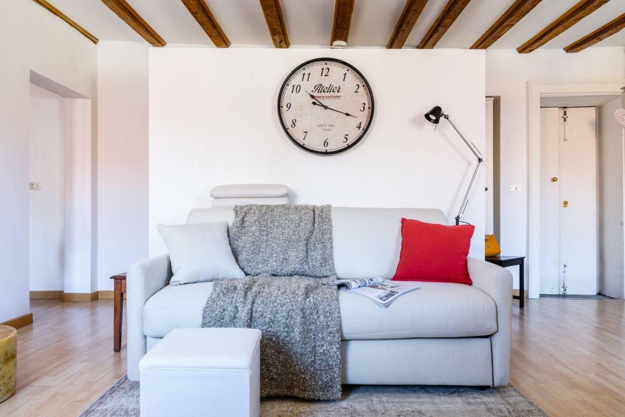 Altido Cozy Apt For 4 Close To Basilica Di Sant'Ambrogio Milan Exterior photo