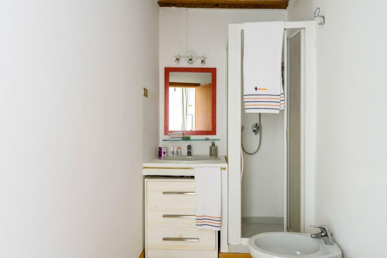 Altido Cozy Apt For 4 Close To Basilica Di Sant'Ambrogio Milan Exterior photo